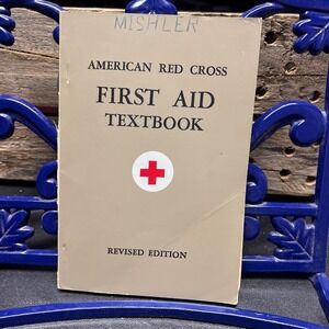First Aid, 1945 The American National Red Cross Vintage Paperback